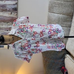 Croft & Barrow Sheer Floral Smocked Yoke V-Neck Short Sleeve Button Up